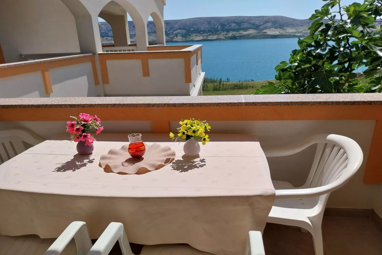 Two-Bedroom Apartment (A1)-Terras