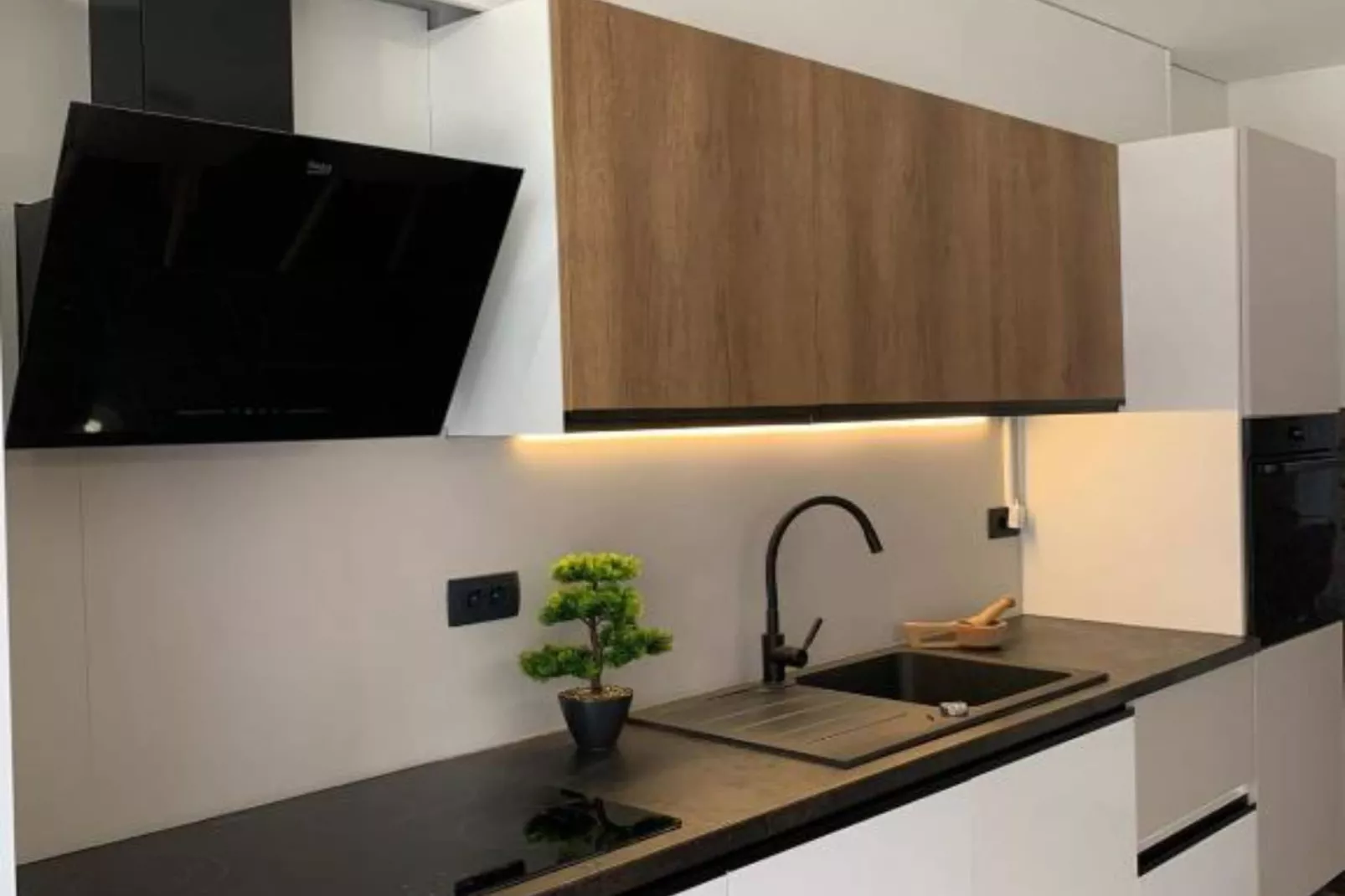 Luxury Apartment Ivo  with Jacuzzi near the beach - Two Bedroom Apartment-Keuken