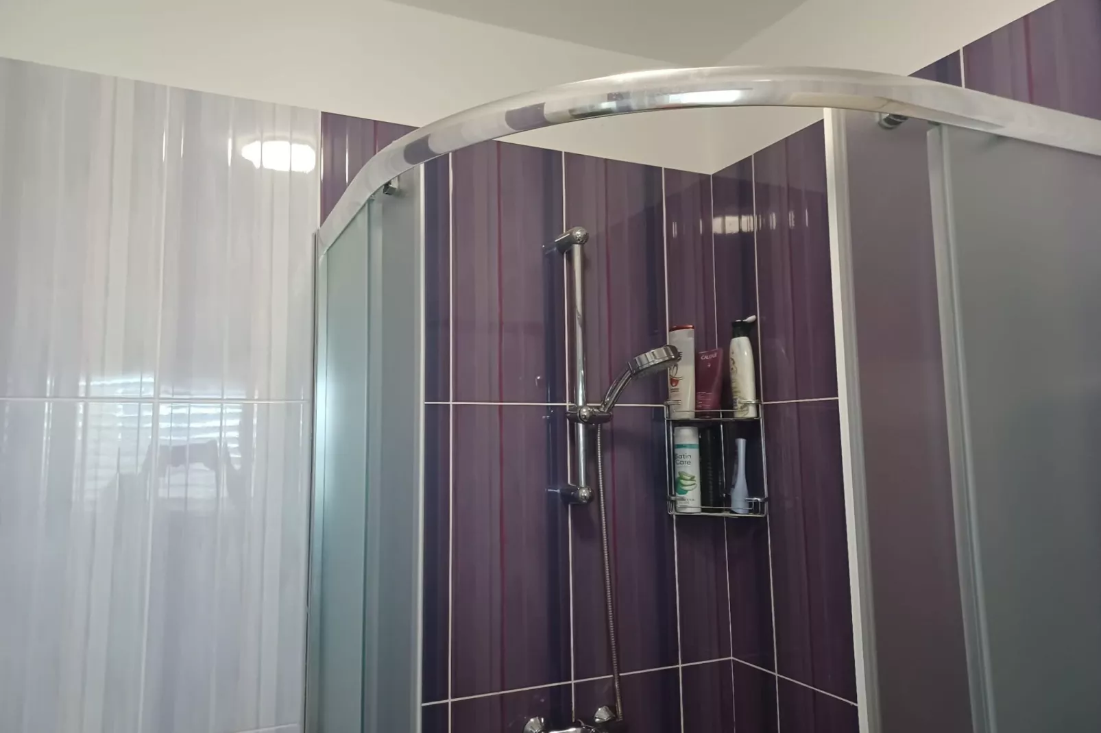 Apartment Eli - Three Bedroom Apartment With Terrace And Sea View-Badkamer