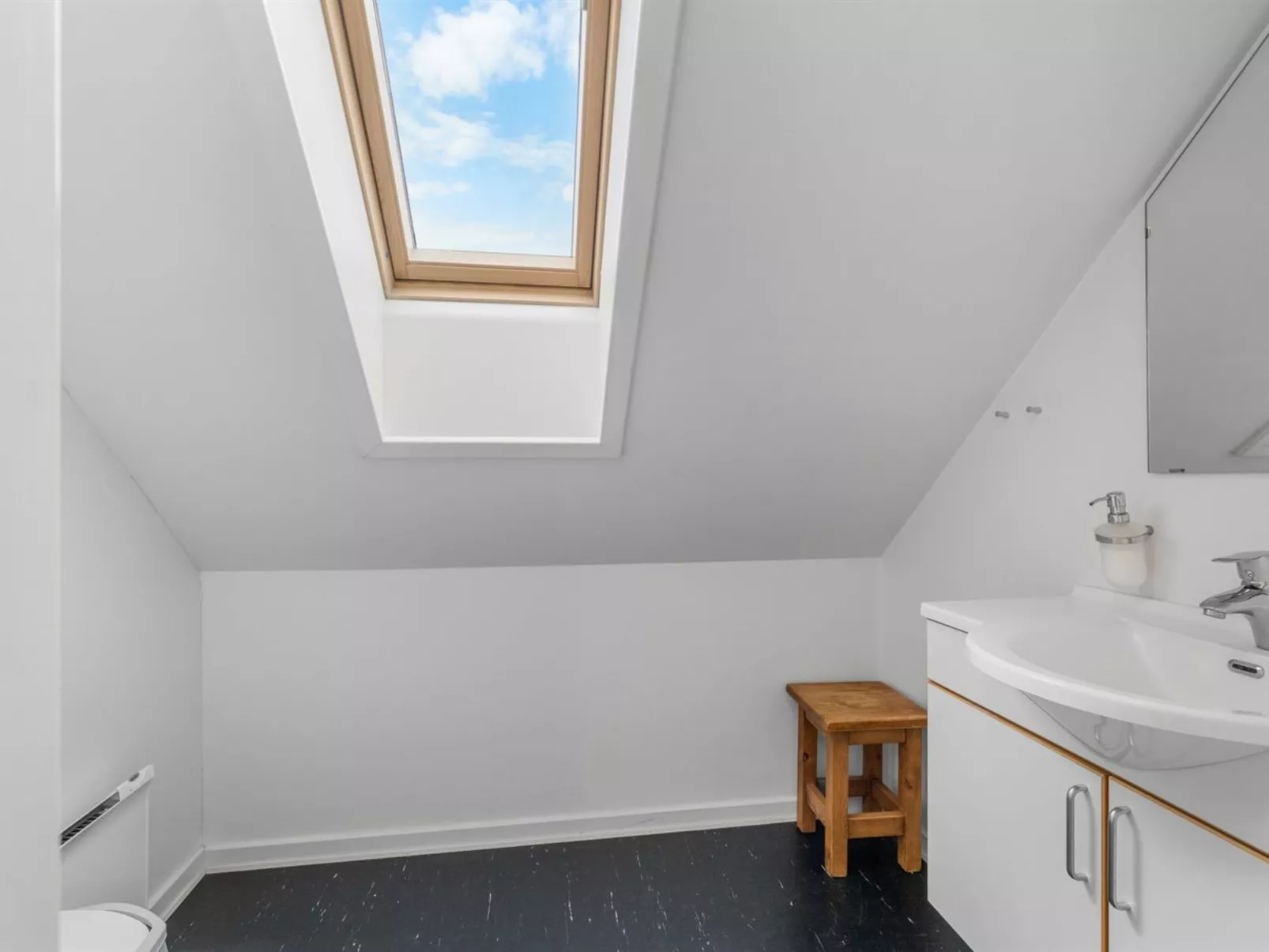 "Skarthi" - 300m from the sea-Binnen