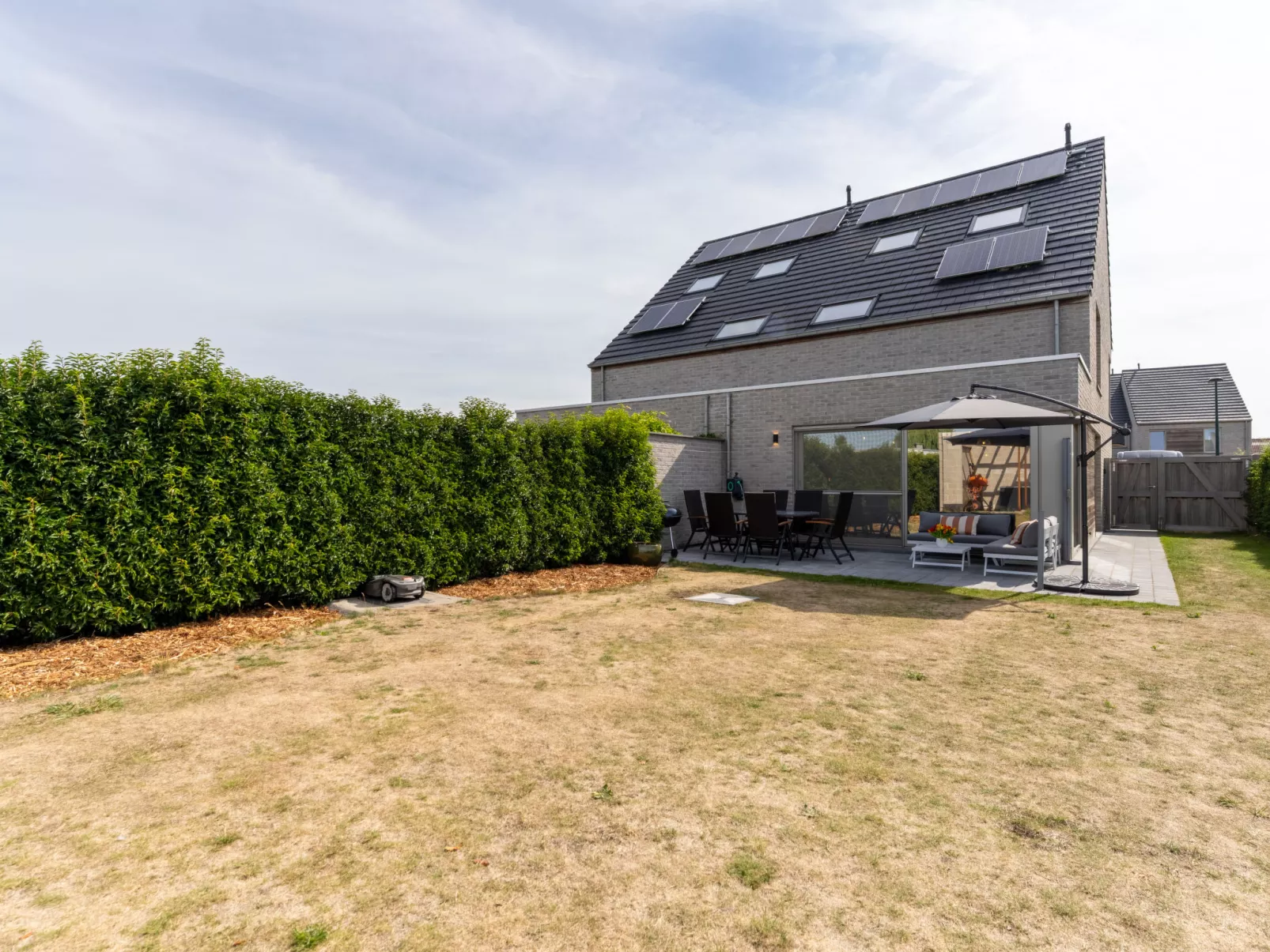 Casa Pepino in quiet cul de sac-Buiten