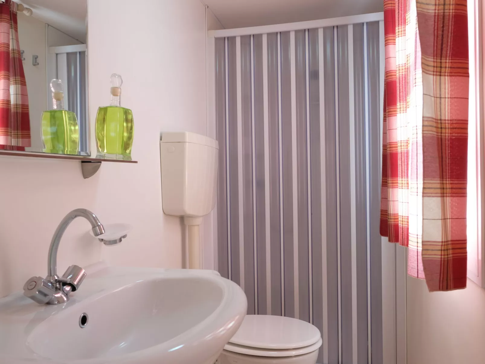 Happy Camp Mobil Homes in Riccione-Binnen