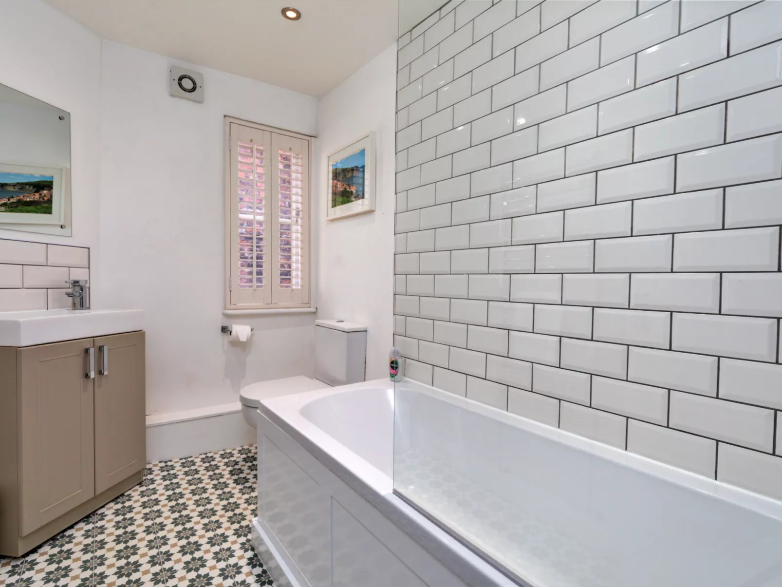 The Gull's Nest-Binnen