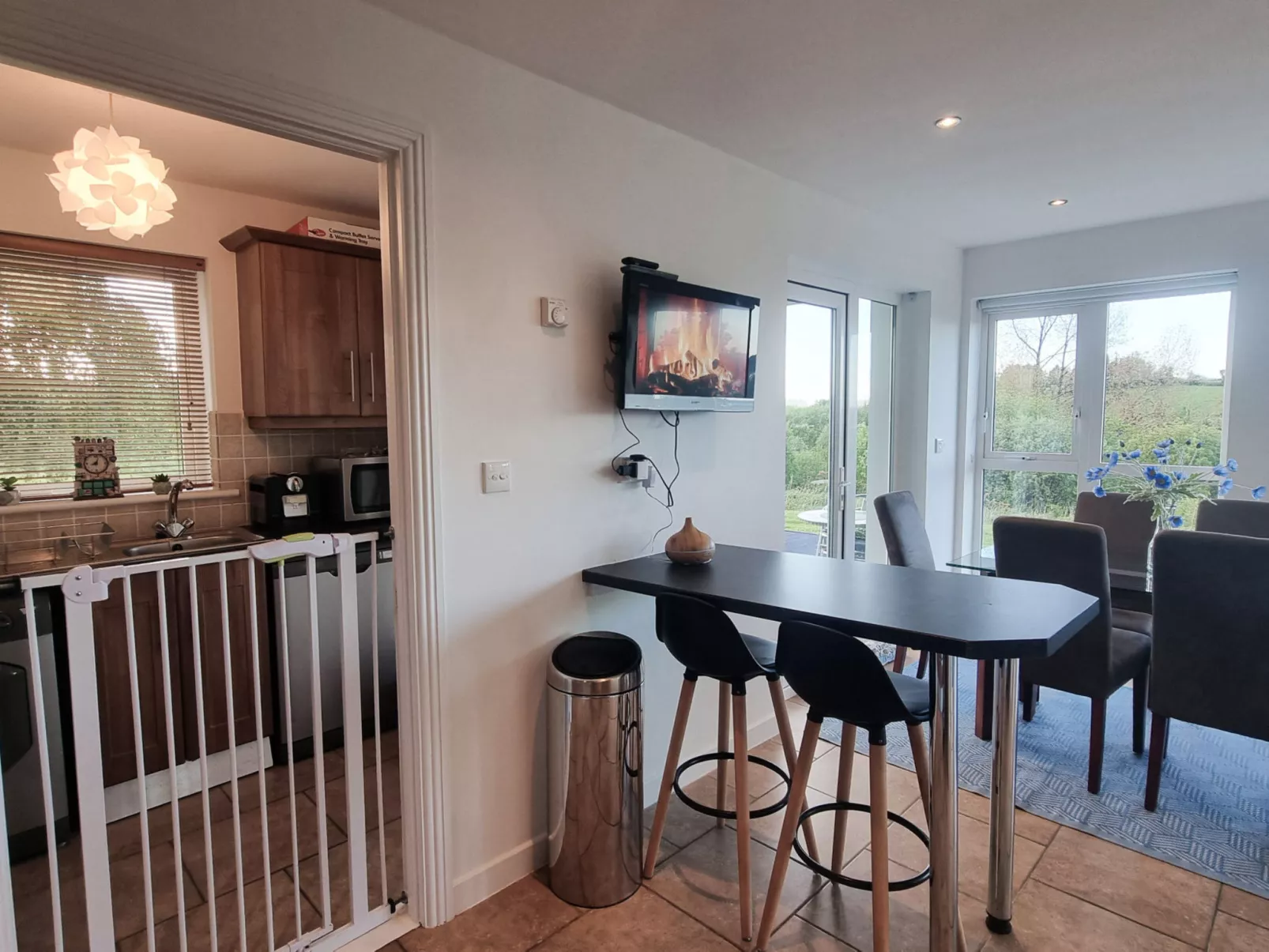 Riverrun Holiday Homes No 15-Binnen