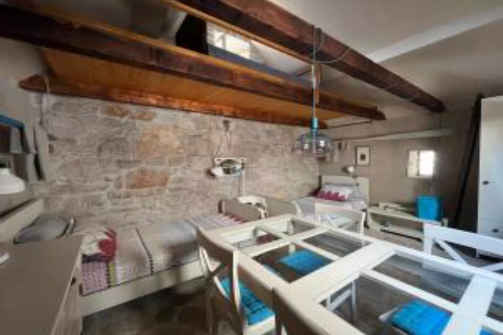 Romantic Stone House and Yard Near Stunning Beach - Two Bedroom Holiday Holiday Home  with  Patio and Terrace-Slaapkamer