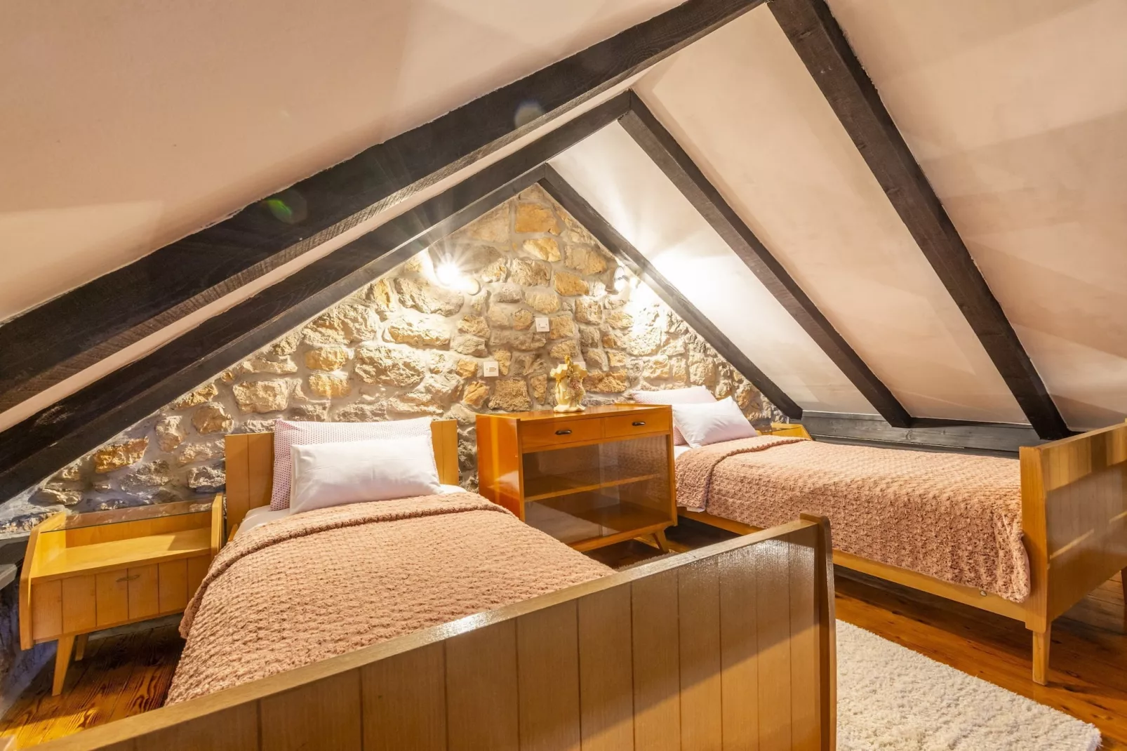 Rustical Resort Kokorići with Shared Outdoor Swimming Pool - One Bedroom Apartment-Slaapkamer