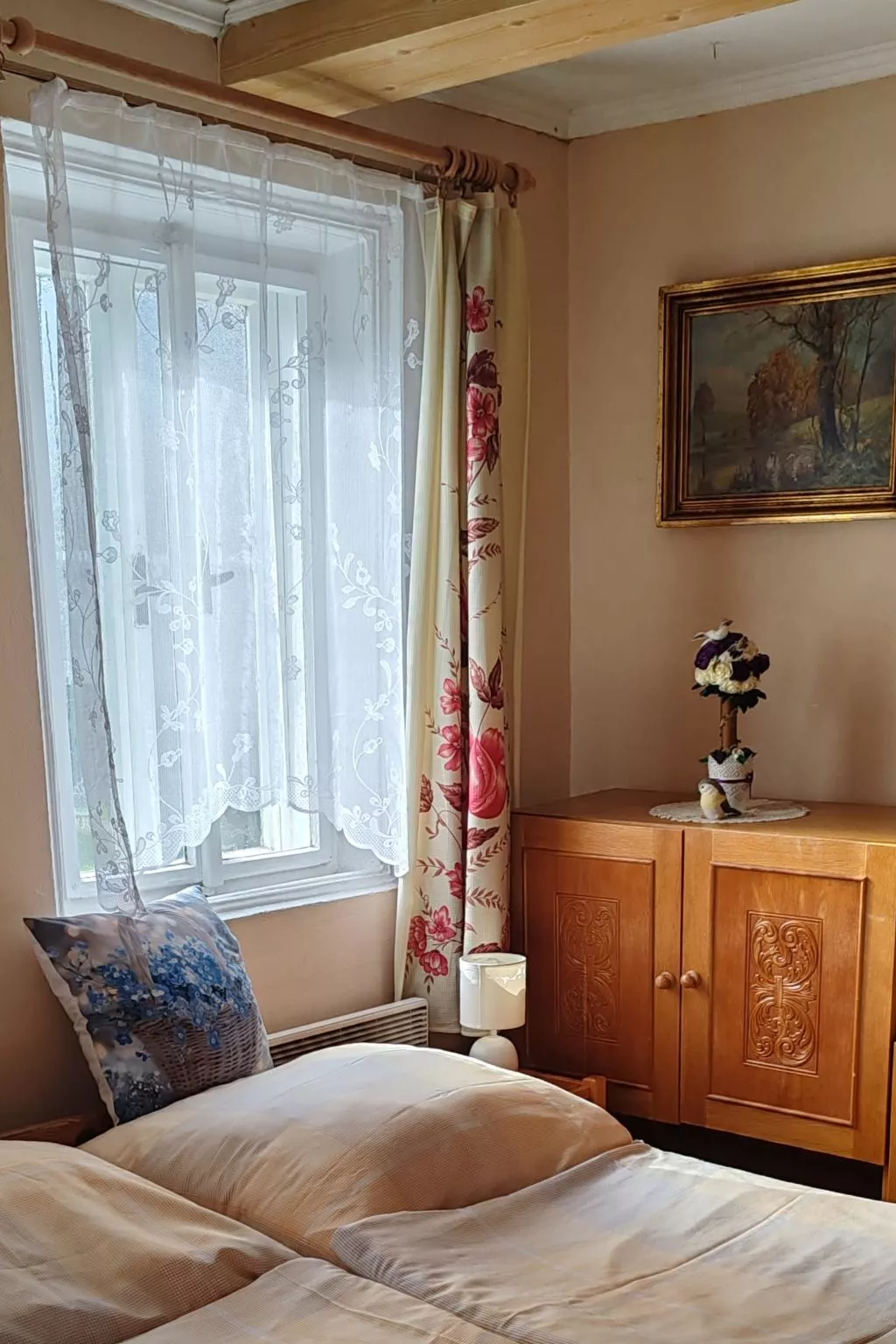 Jiřetínská chaloupka-Binnen