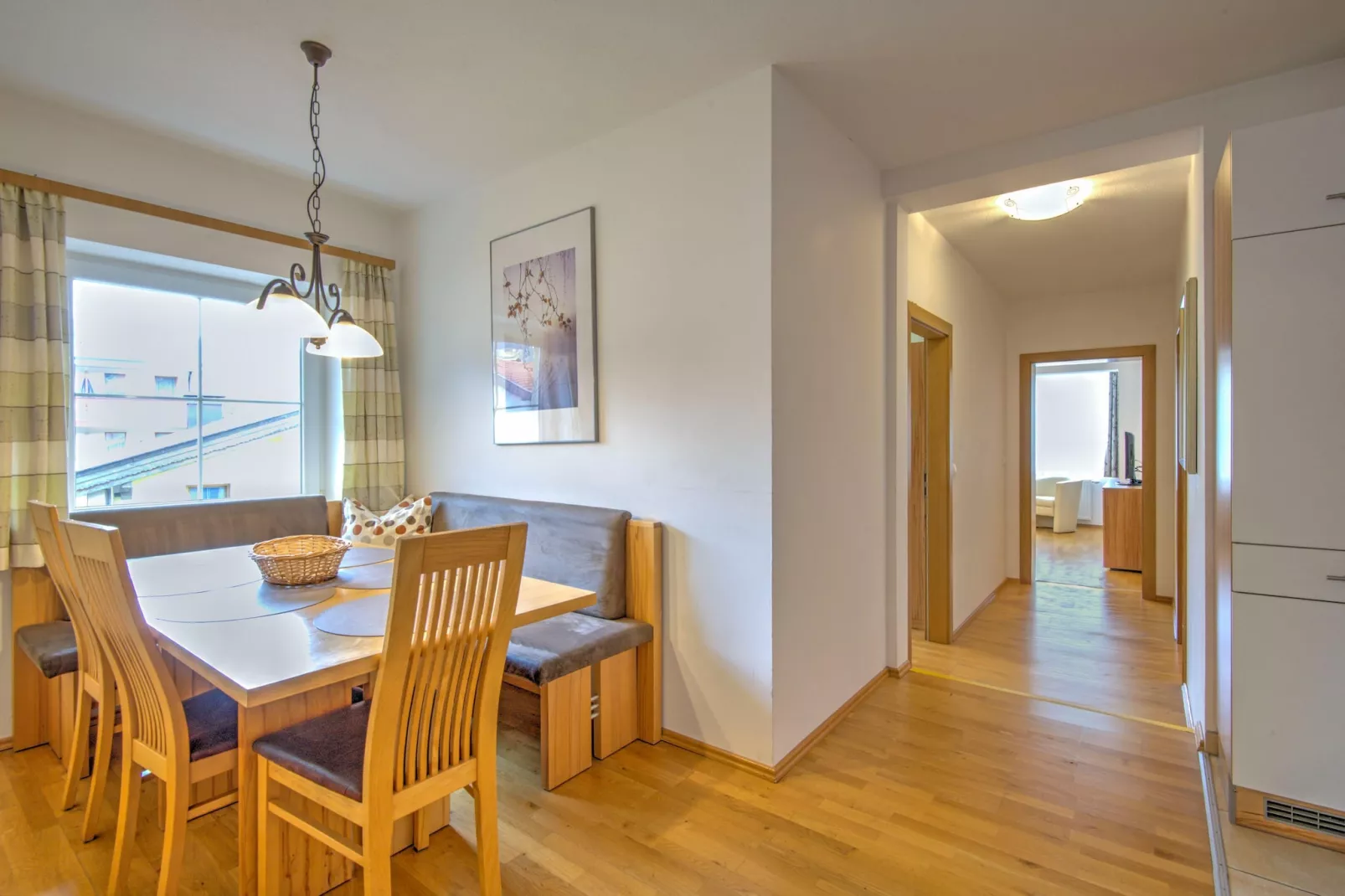 Vicky Apartment Top 3-Eetkamer