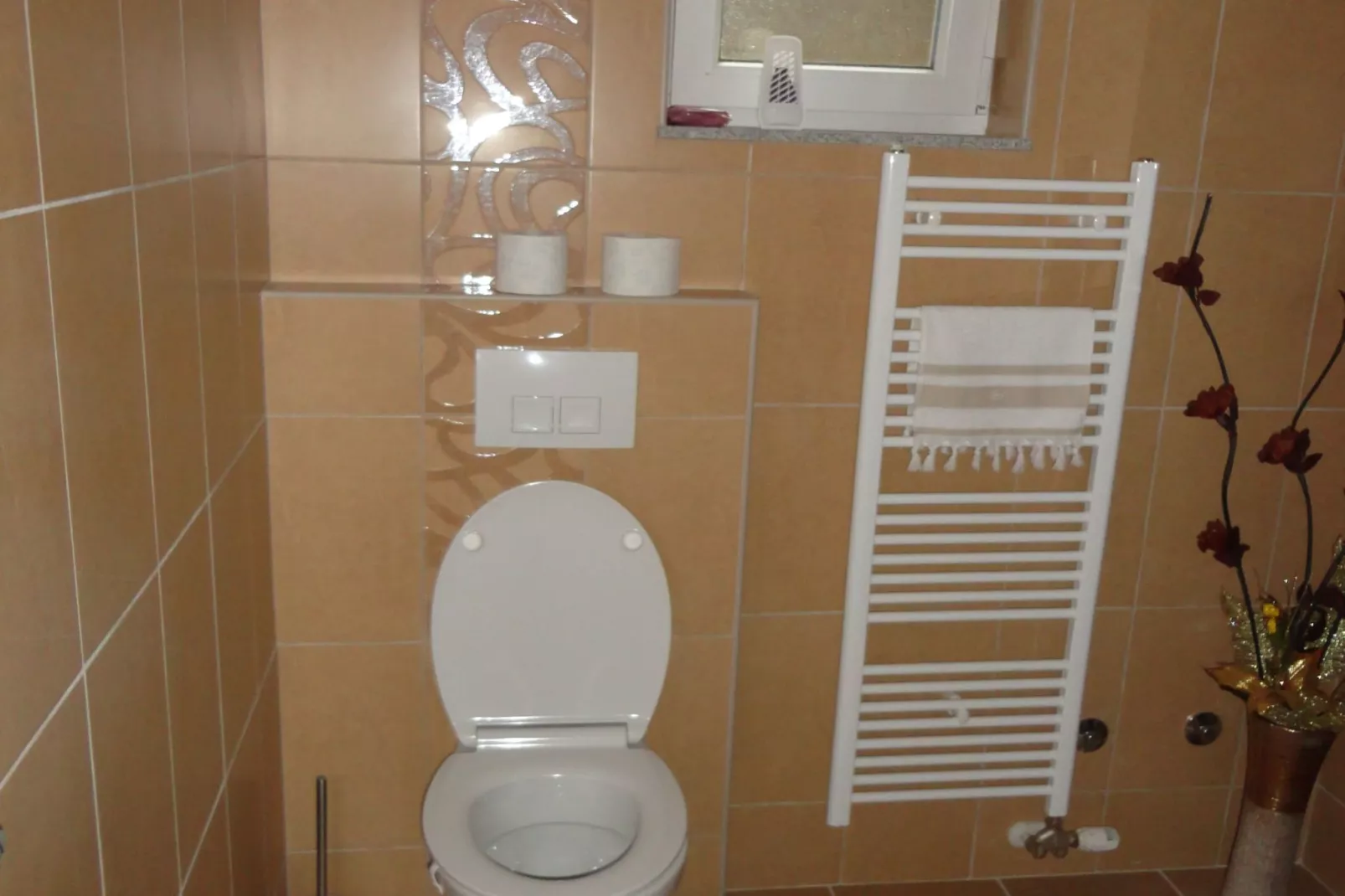 Apartments A&D - One Bedroom Apartment with Terrace and River View (Ana)-Badkamer