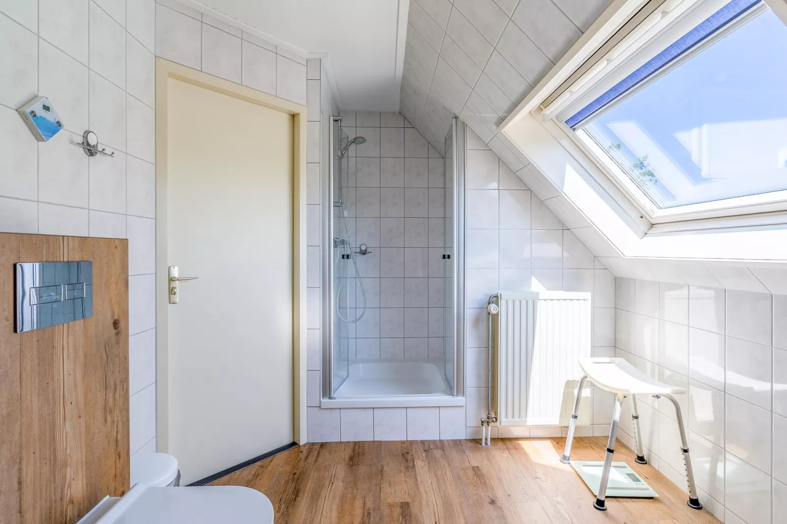 Kamperfoelie 59-Badkamer