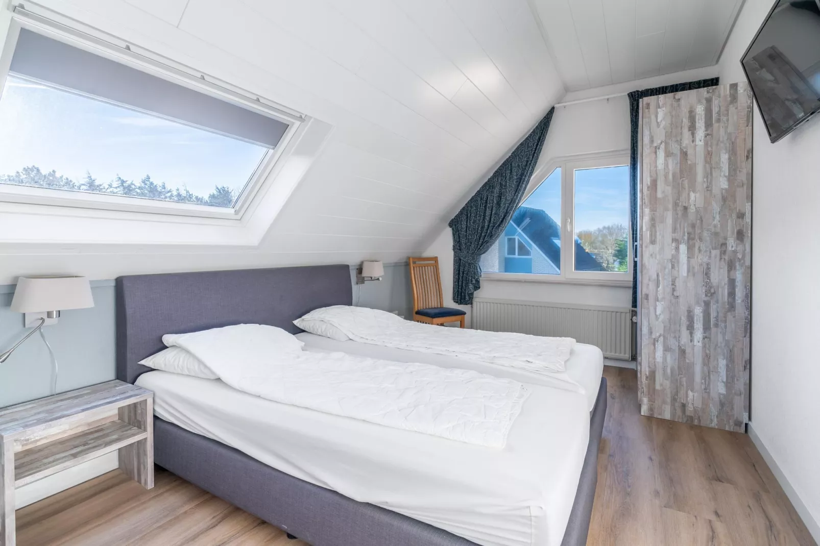 Kamperfoelie 97-Slaapkamer