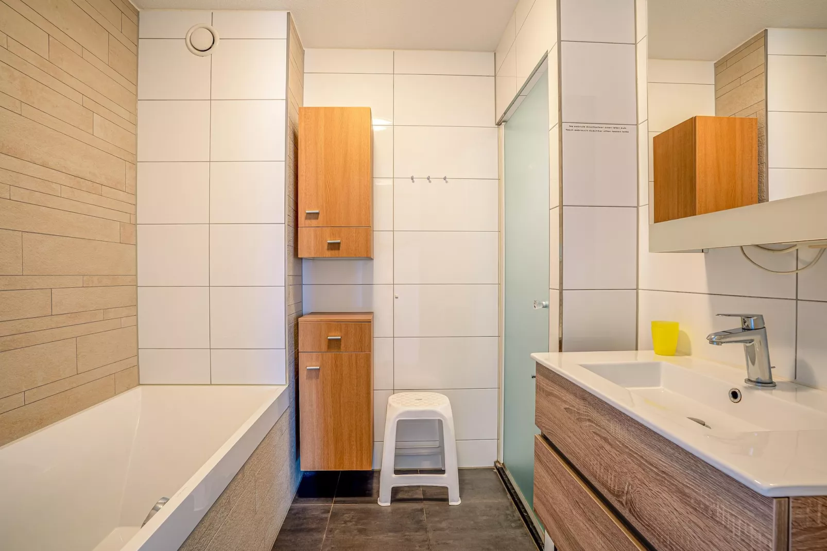 Juliana 070-Badkamer