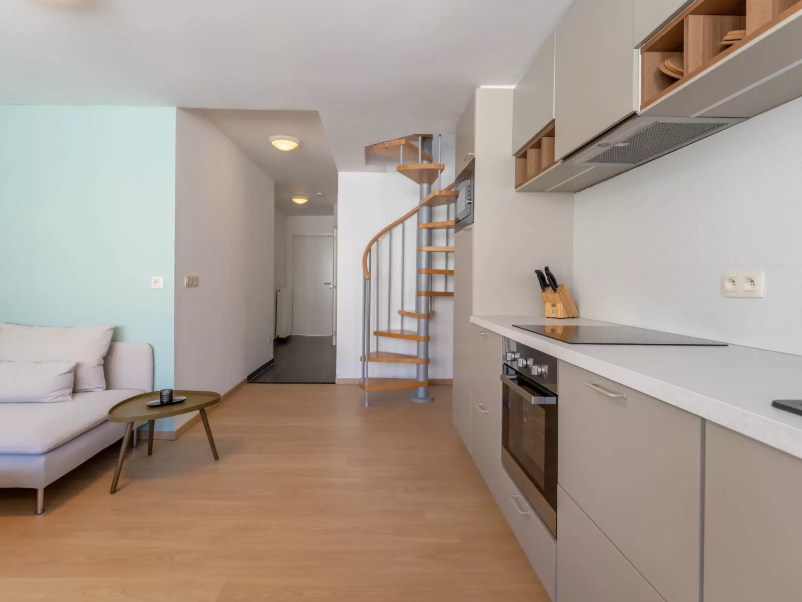 Florence with private garage-Binnen