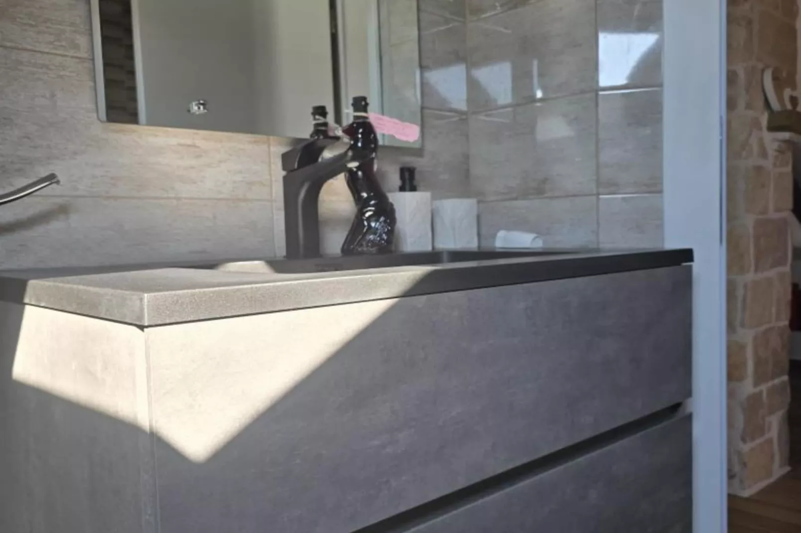 Apartment Angir Martina with sea view-Badkamer