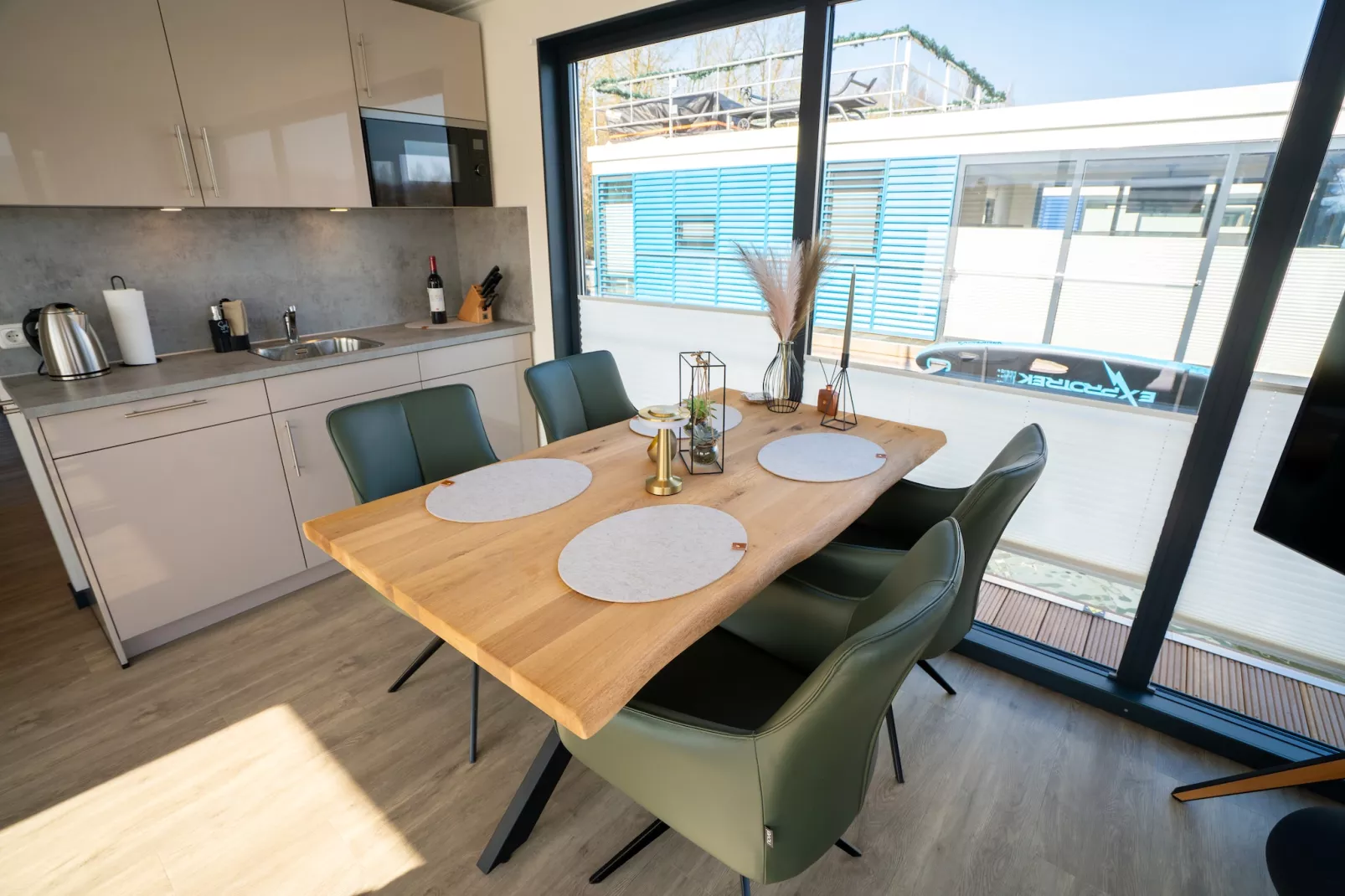 Hausboot in Höxter-Keuken