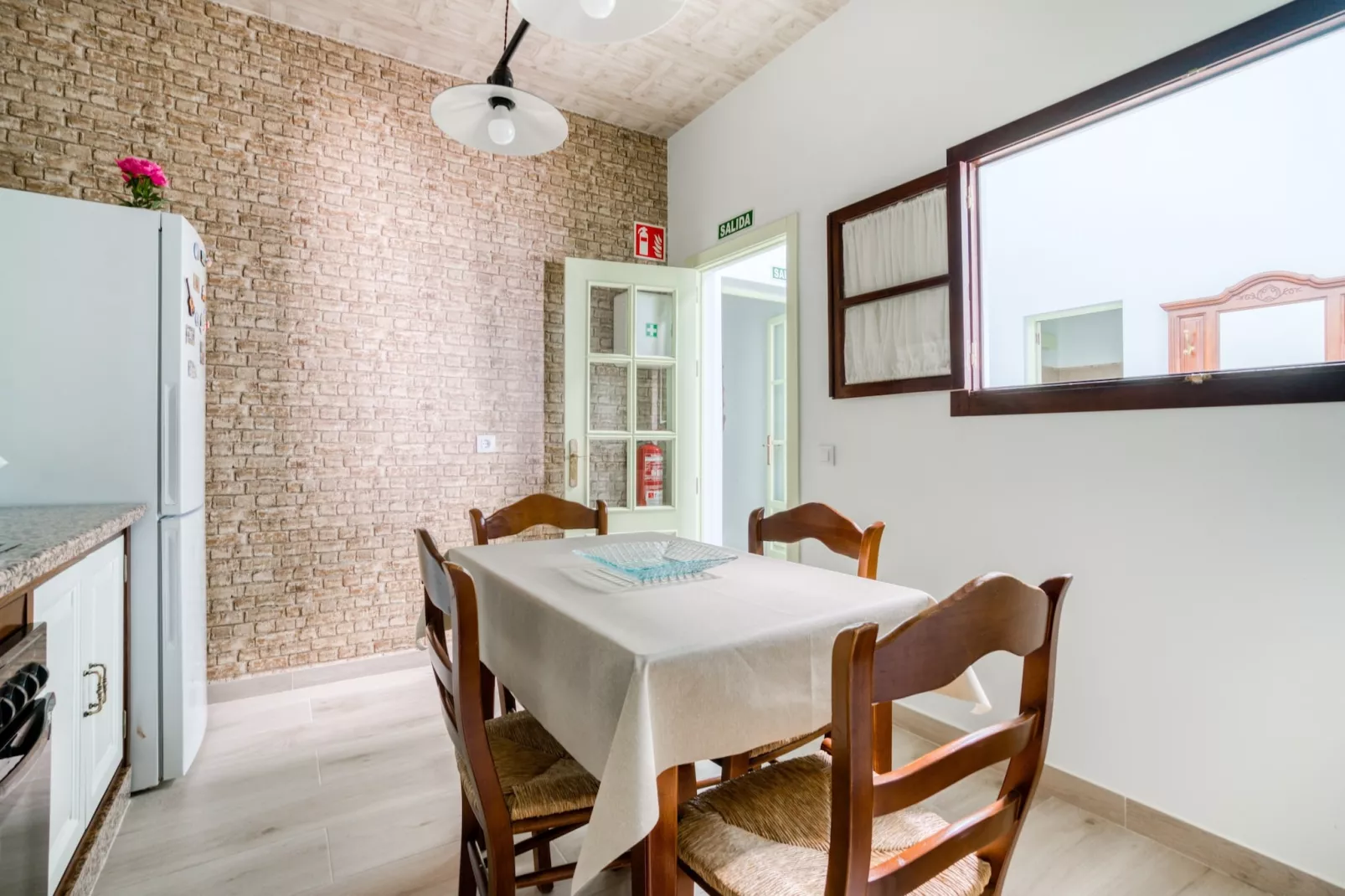 Casa De Huéspedes La Huerta-Eetkamer