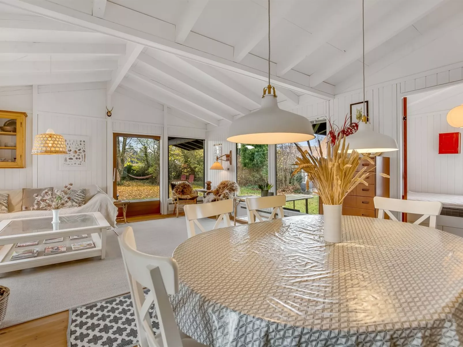 "Anelle" - 100m from the sea-Binnen