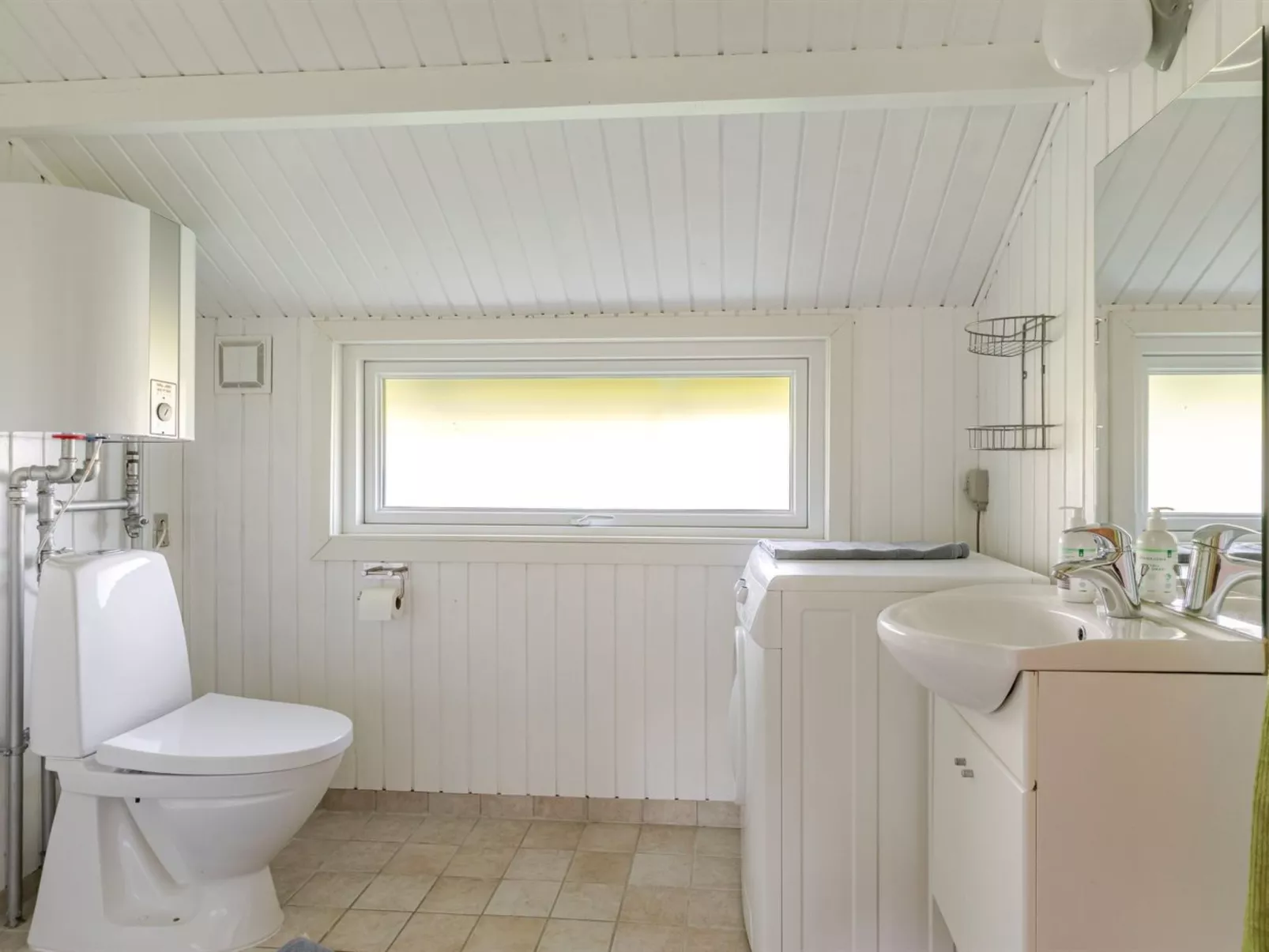 "Gerarda" - 450m from the sea-Binnen