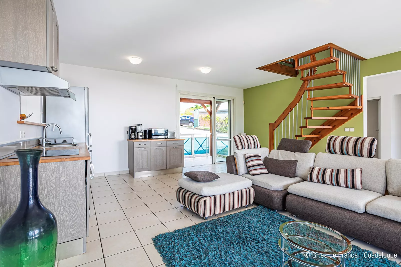 Paradise Bay Villa standing avec vue sur mer Non Remboursable-Woonkamer