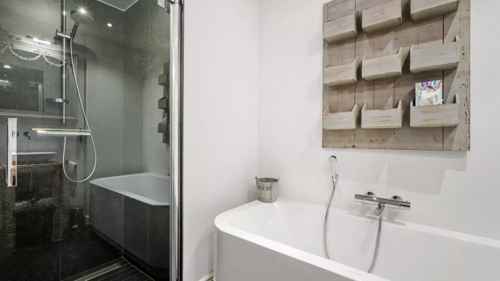 Jacob Van Maerlant  - V1-Badkamer