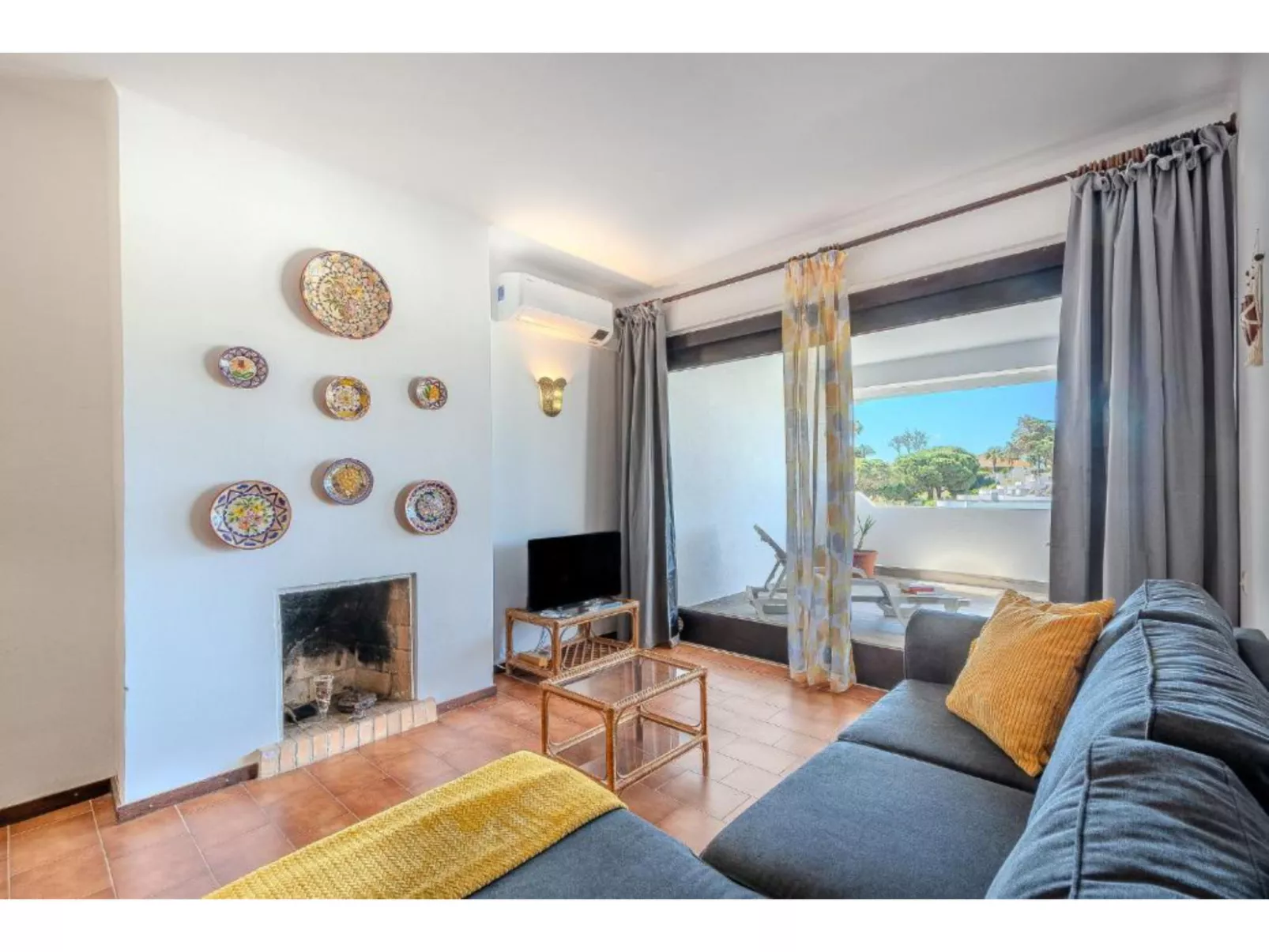 Ivone - Sunny Way-Binnen