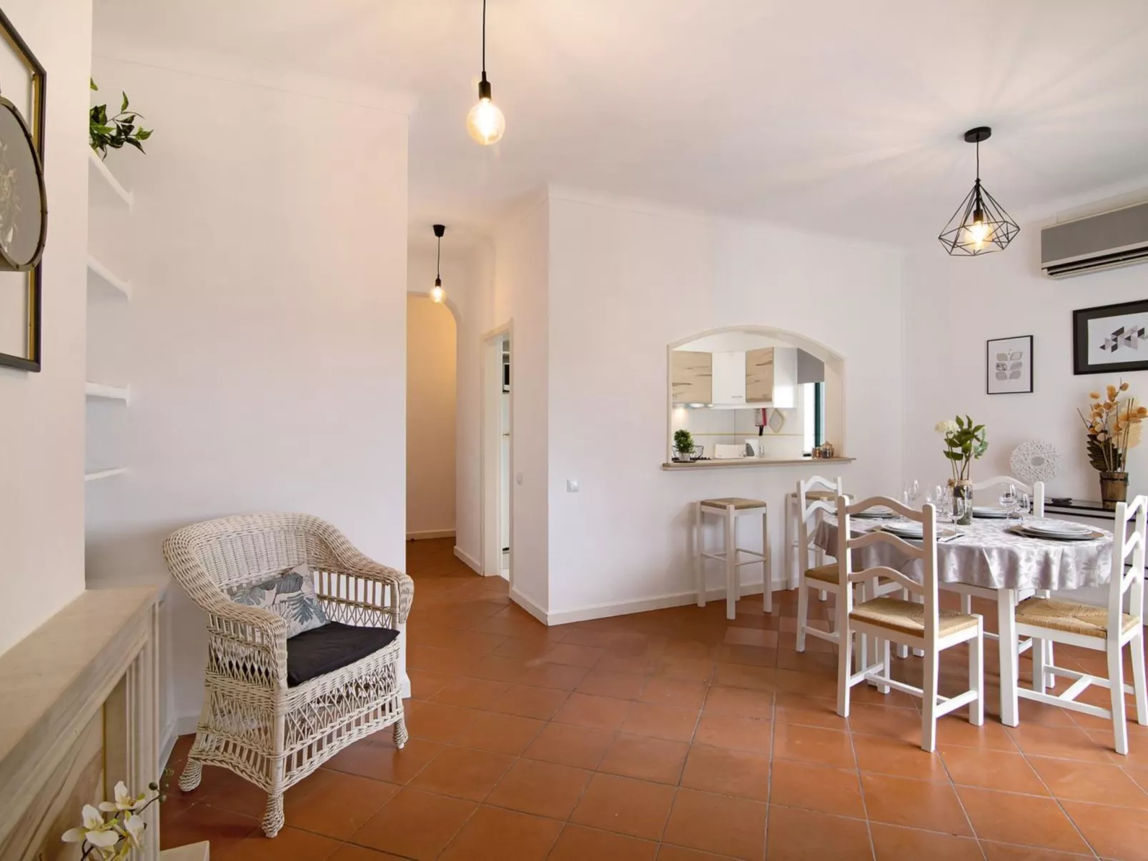 Medusa - Sunny Way-Binnen