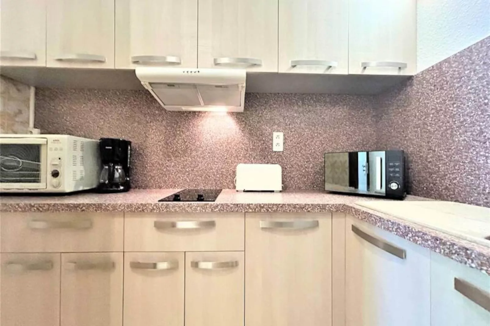 Résidence Flore-Niet-getagd