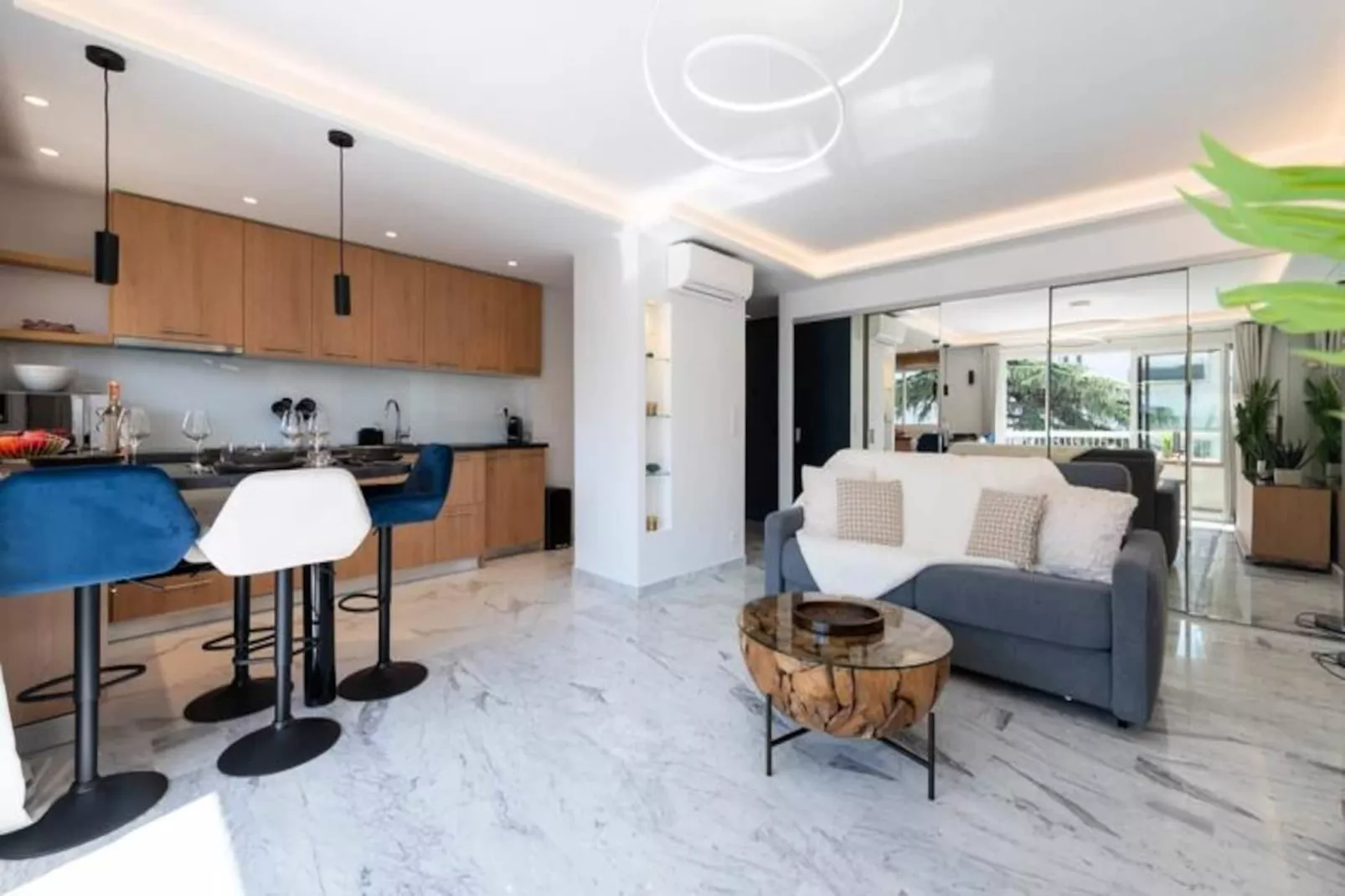 Résidence Grand 2p Rénové Terrasse Cœur De Cannes-Niet-getagd