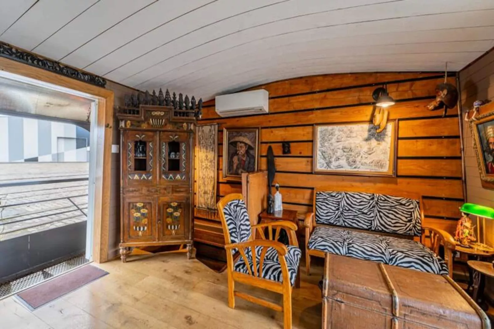 Suite De Charme Sur La Péniche Petite Annick-Niet-getagd