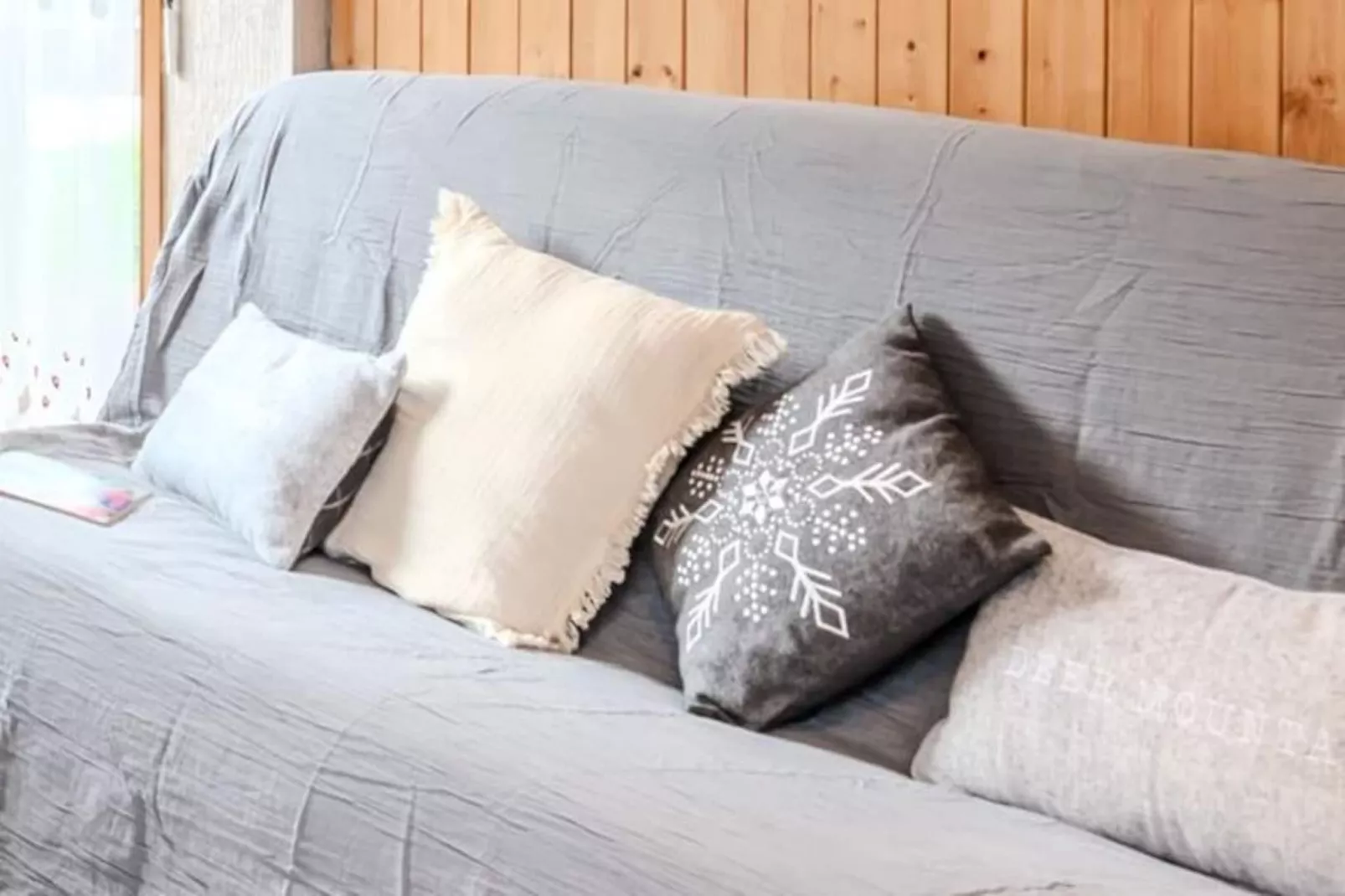 Slow Chalet Th&ocirc;nes: Lac & Montagne -15 Min Ski - Ascenseur, Balcon, Parking-Niet-getagd