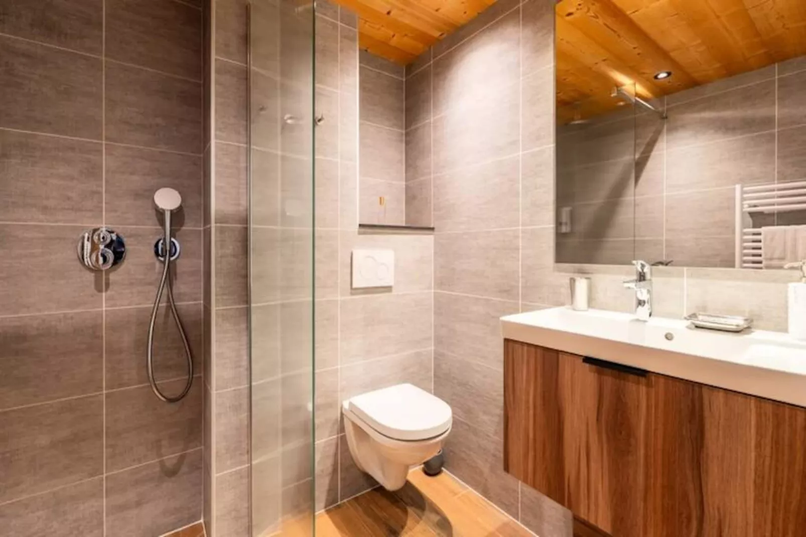 Résidence Tardevant N°21 - Niet-getagd