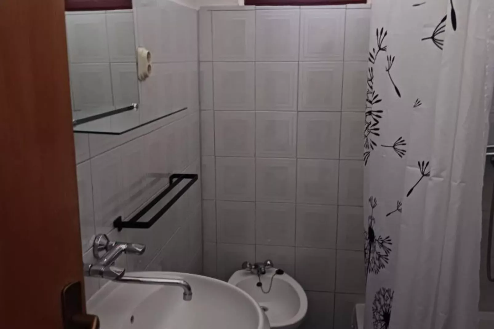 Apartmani Green Oasis - One Bedroom Apartment with Terrace and Sea View-Badkamer