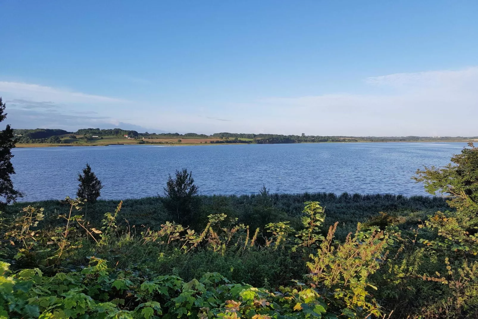 Gerestaureerd zomerhuis in Hejlsminde -- By Traum Ferienwohnungen-Waterzicht