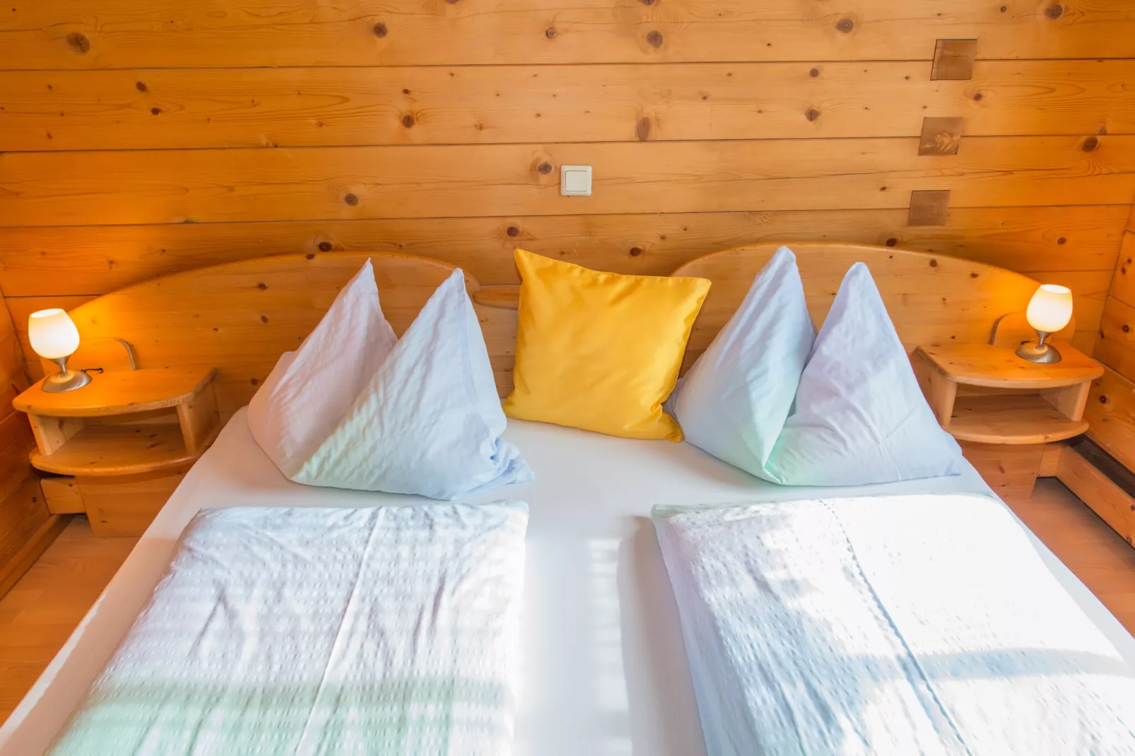 Appartment Holzblockhaus-Slaapkamer