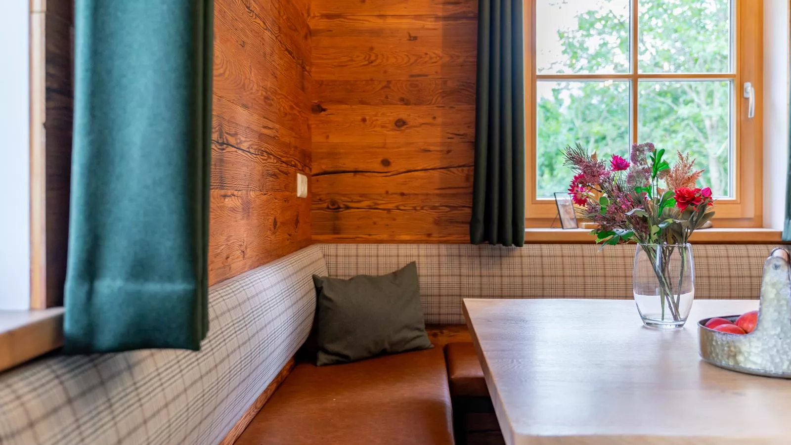 Sperlingnest-Eetkamer