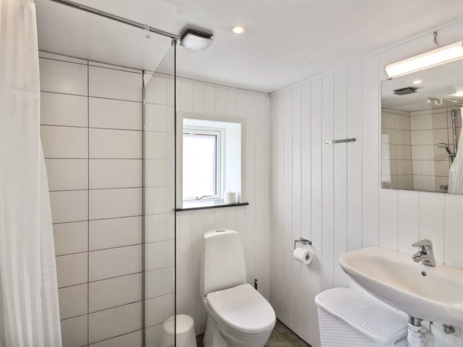 "Brawith" - 250m from the sea-Binnen