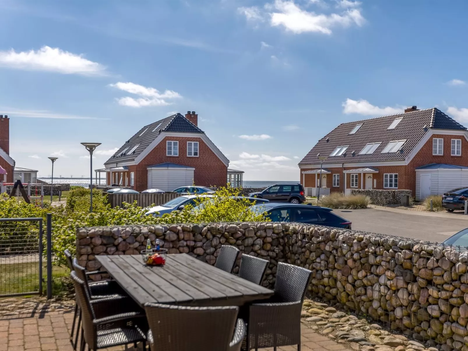 "Joonas" - 100m from the sea-Buiten