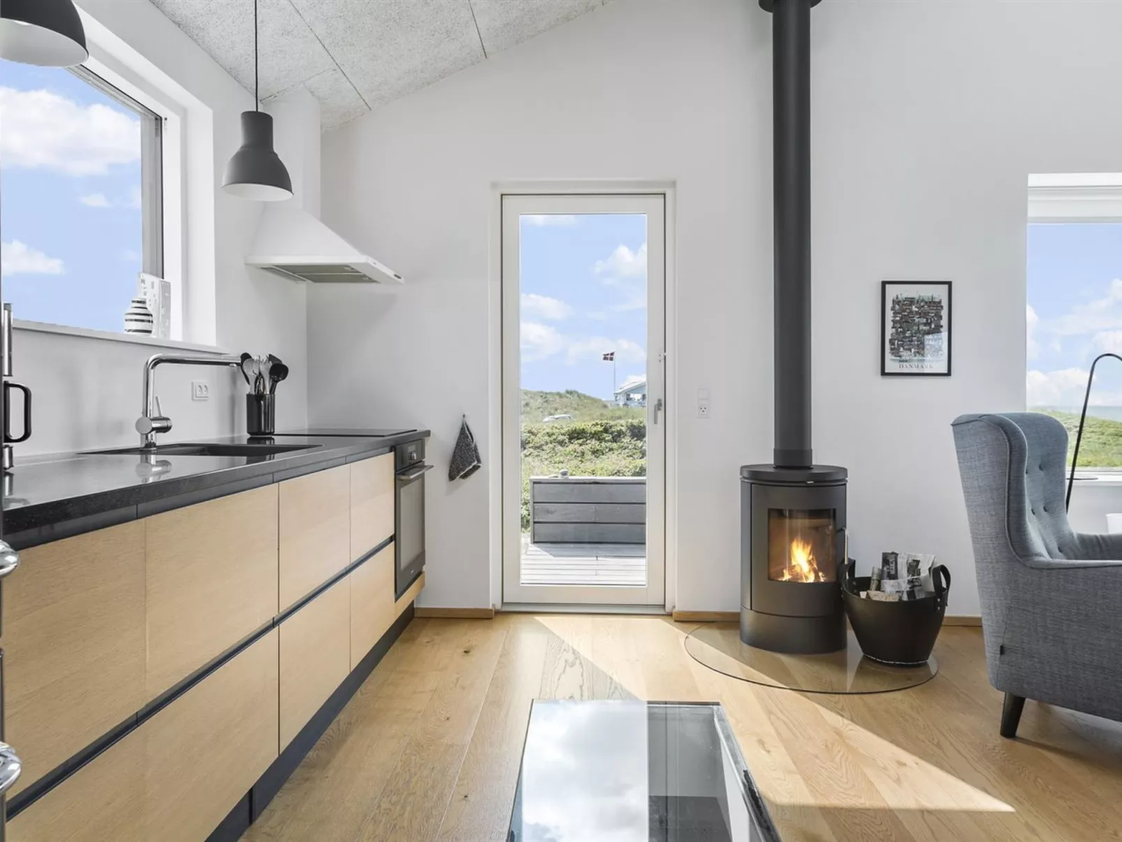 "Aaltje" - 65m from the sea-Binnen