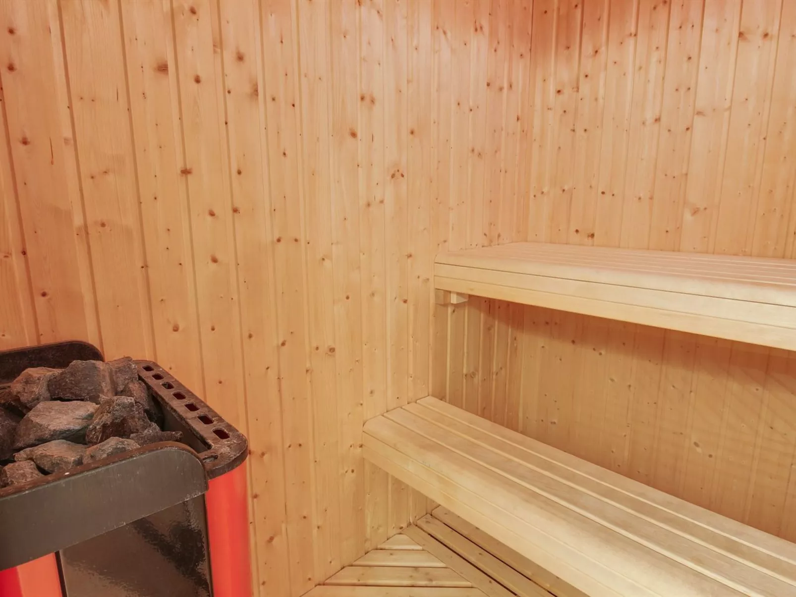 "Eleonore" - 100m from the sea-Binnen