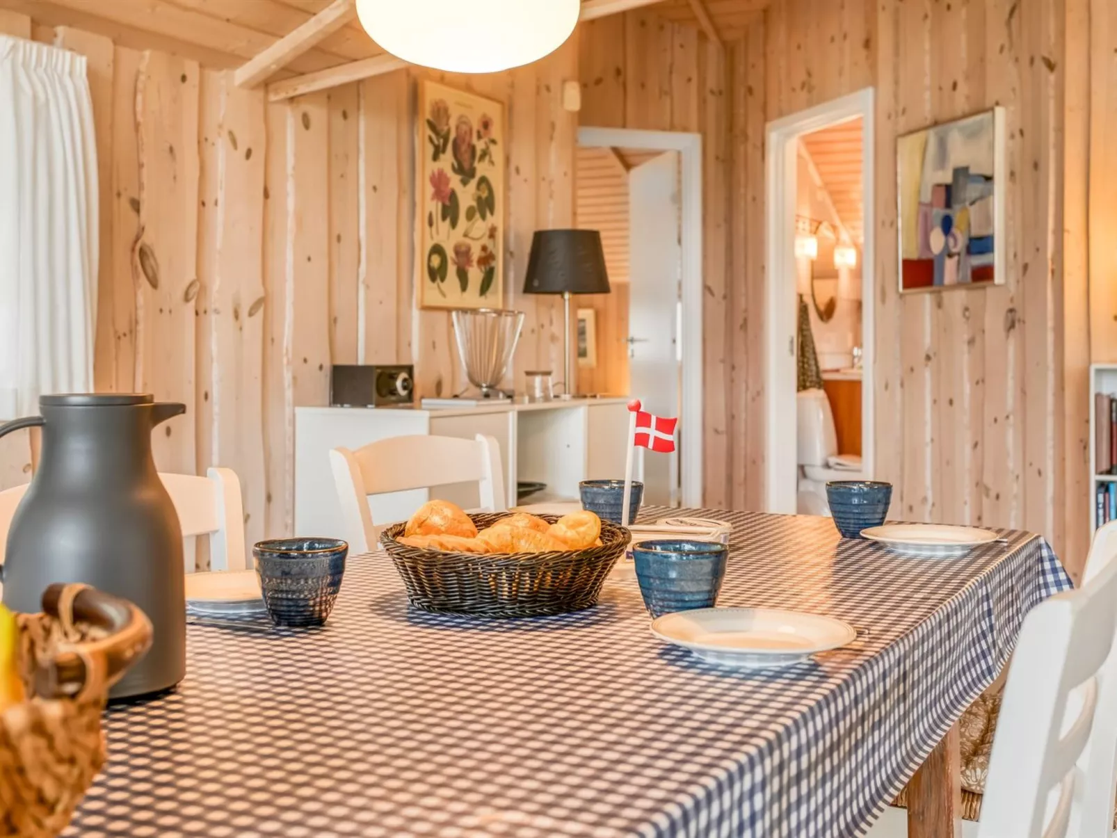 "Leya" - 1.2km from the sea-Binnen