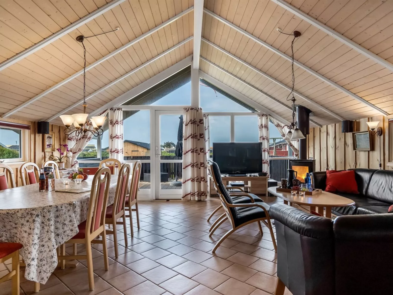 "Freya" - 200m from the sea-Binnen