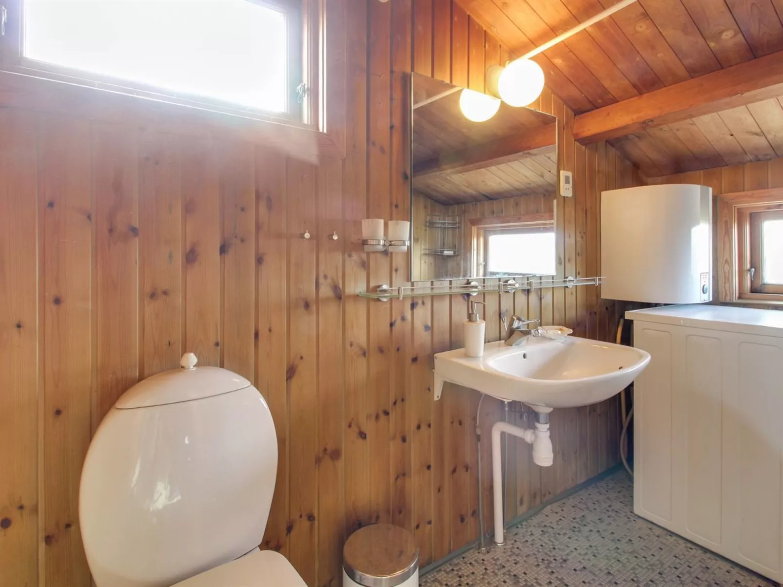 "Ami" - 200m from the sea-Binnen