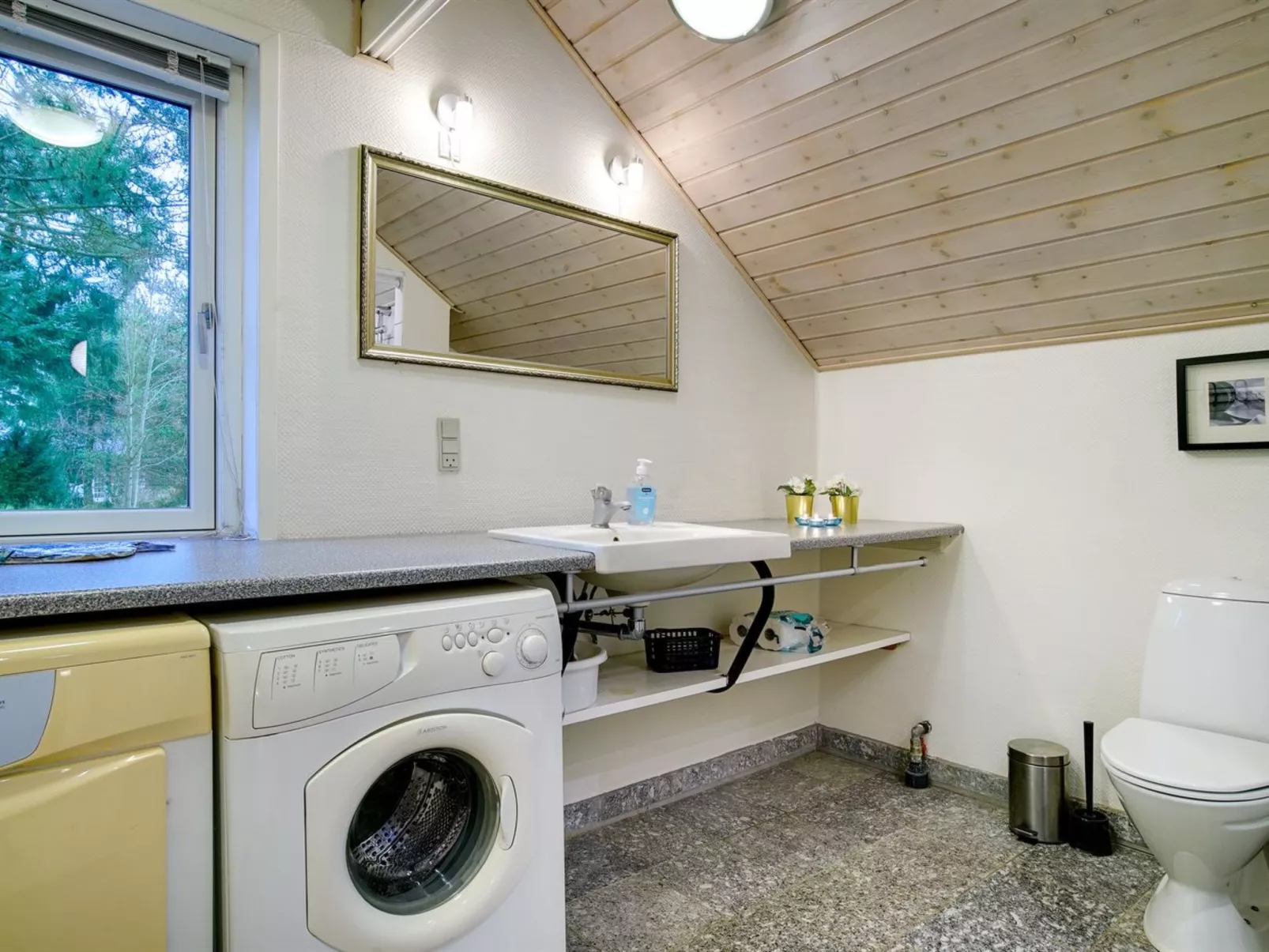 "Sahra" - 200m from the sea-Binnen