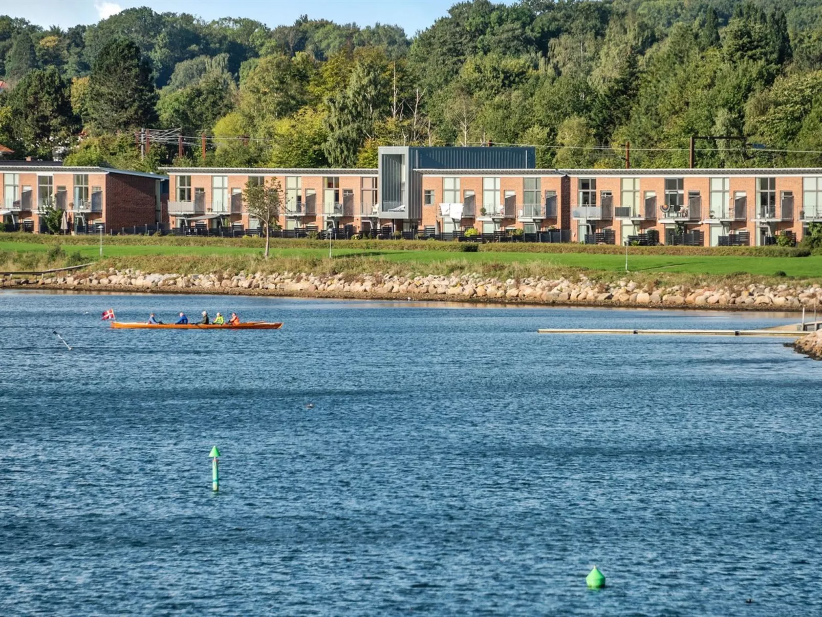 "Joar" - 5m to the fjord-Buiten