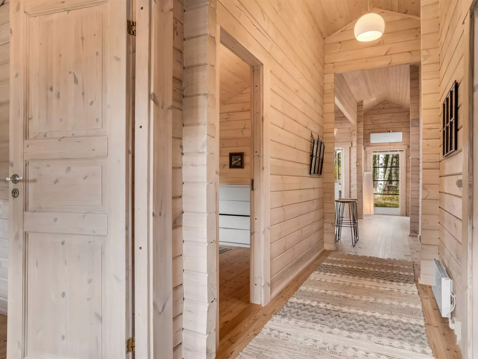 "Tanas" - 2km from the sea-Binnen