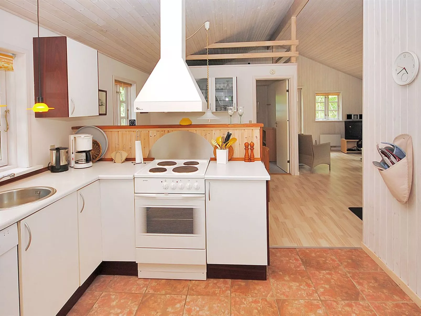 "Gesina" - 600m to the fjord-Binnen