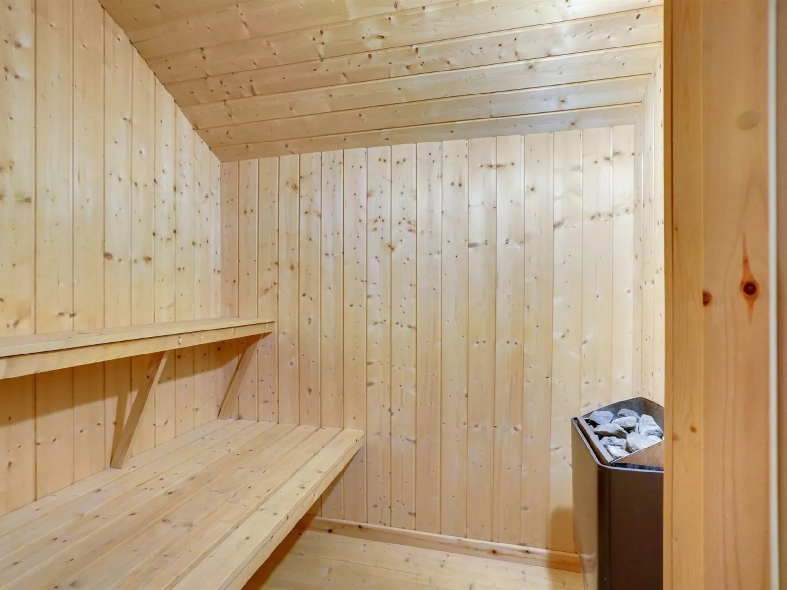 "Alhed" - 650m from the sea-Binnen