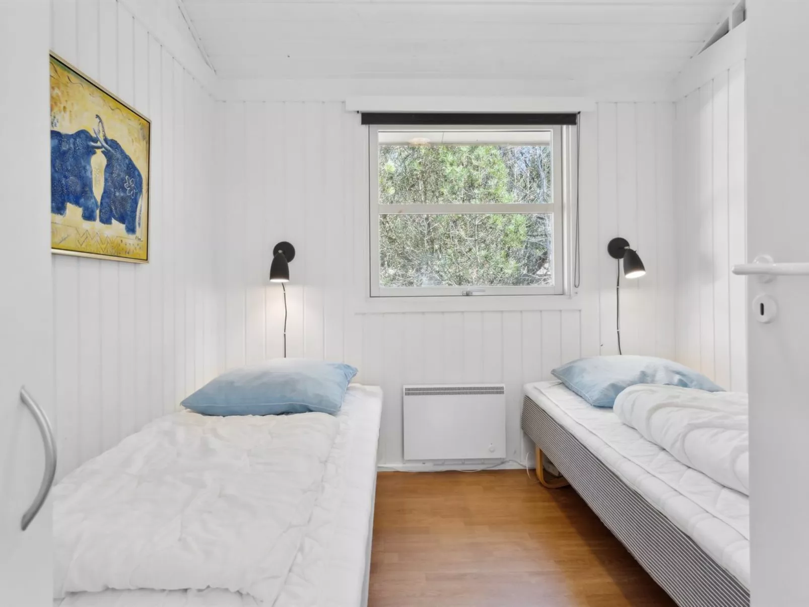 "Nicklas" - 2km from the sea-Binnen