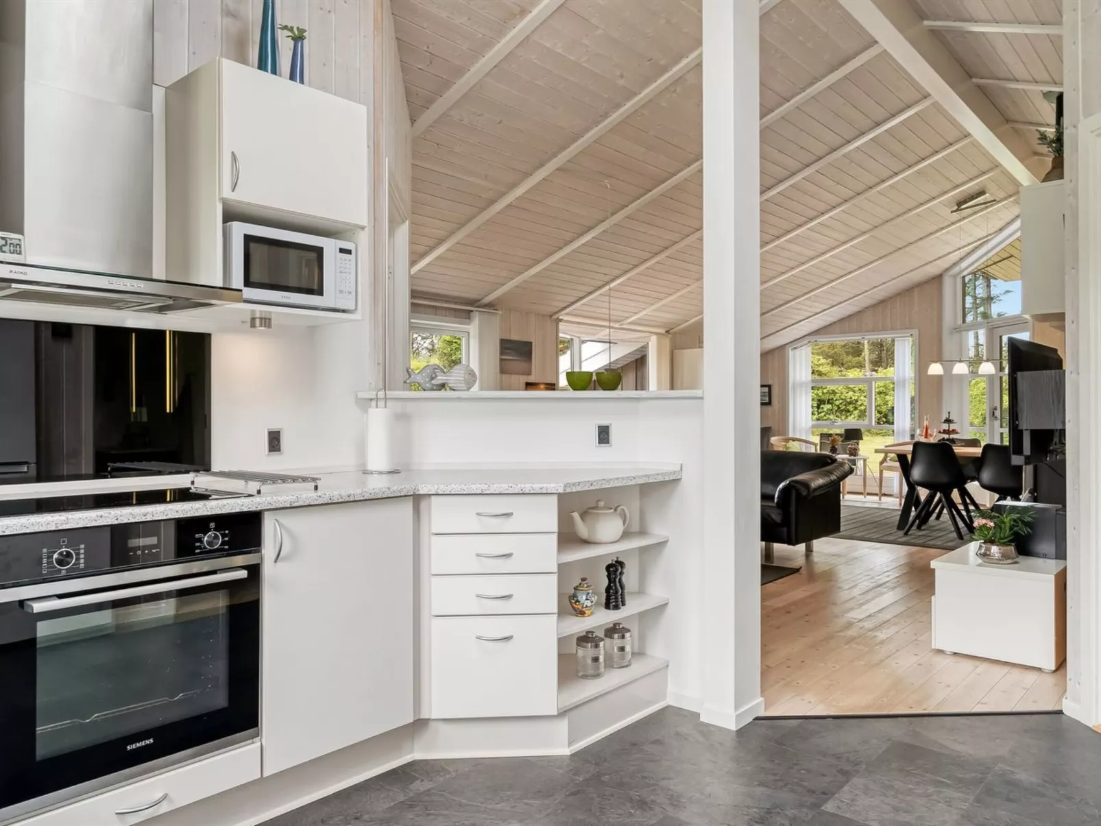 "Dimo" - 700m from the sea-Binnen