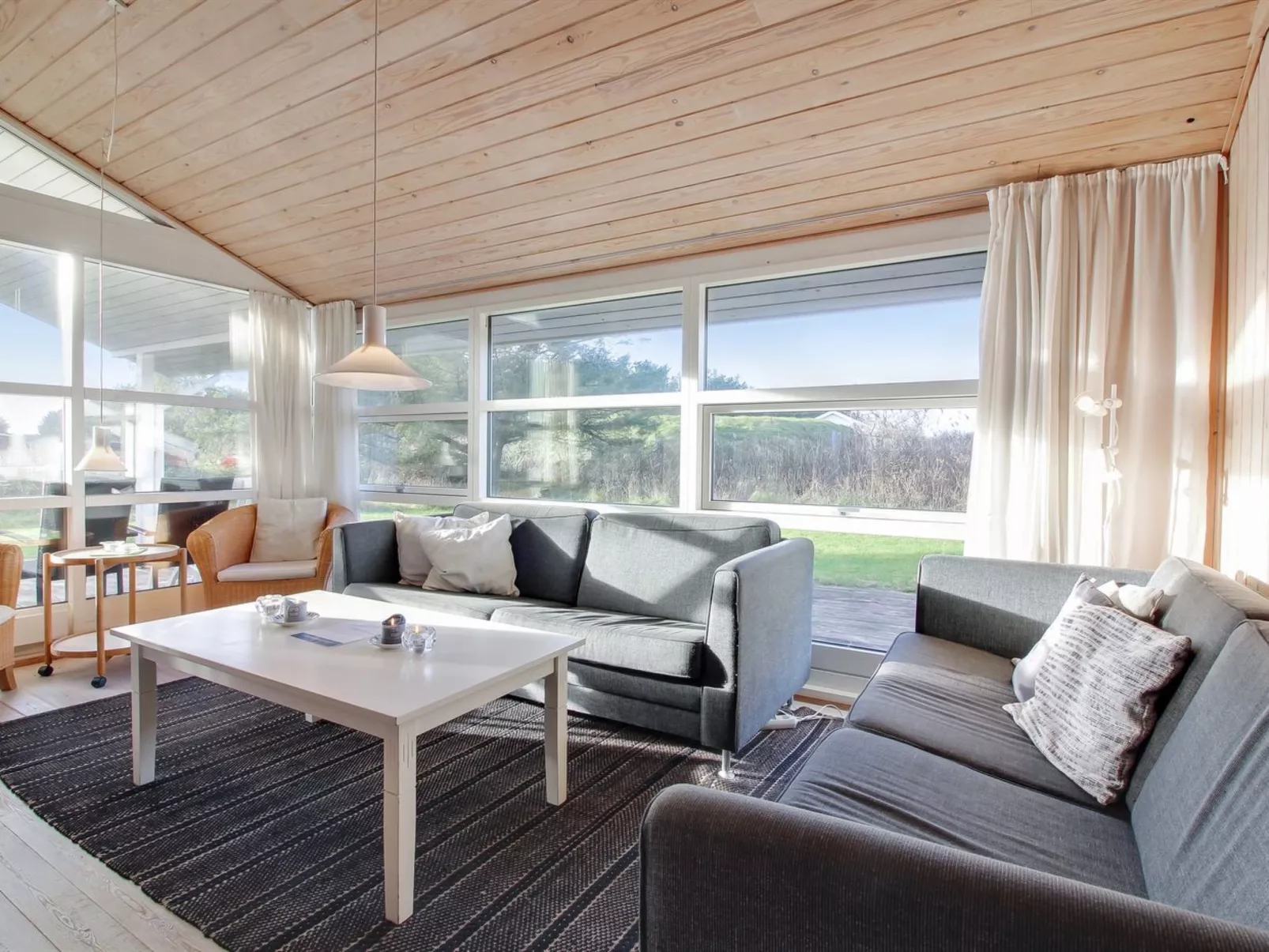 "Gesine" - 900m from the sea-Binnen